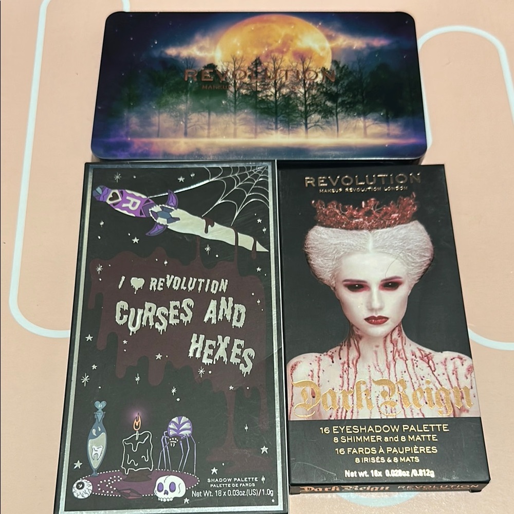 Revolution Eyeshadow Palette Set